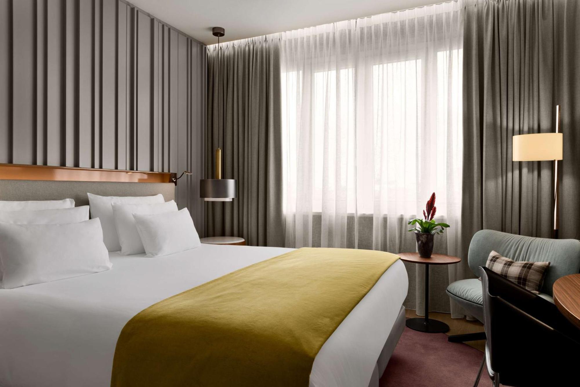 เอ็นเอช คอลเลคชัน ตลาดดอกไม้ อัมสเตอร์ดัม Hotel ภายนอก รูปภาพ