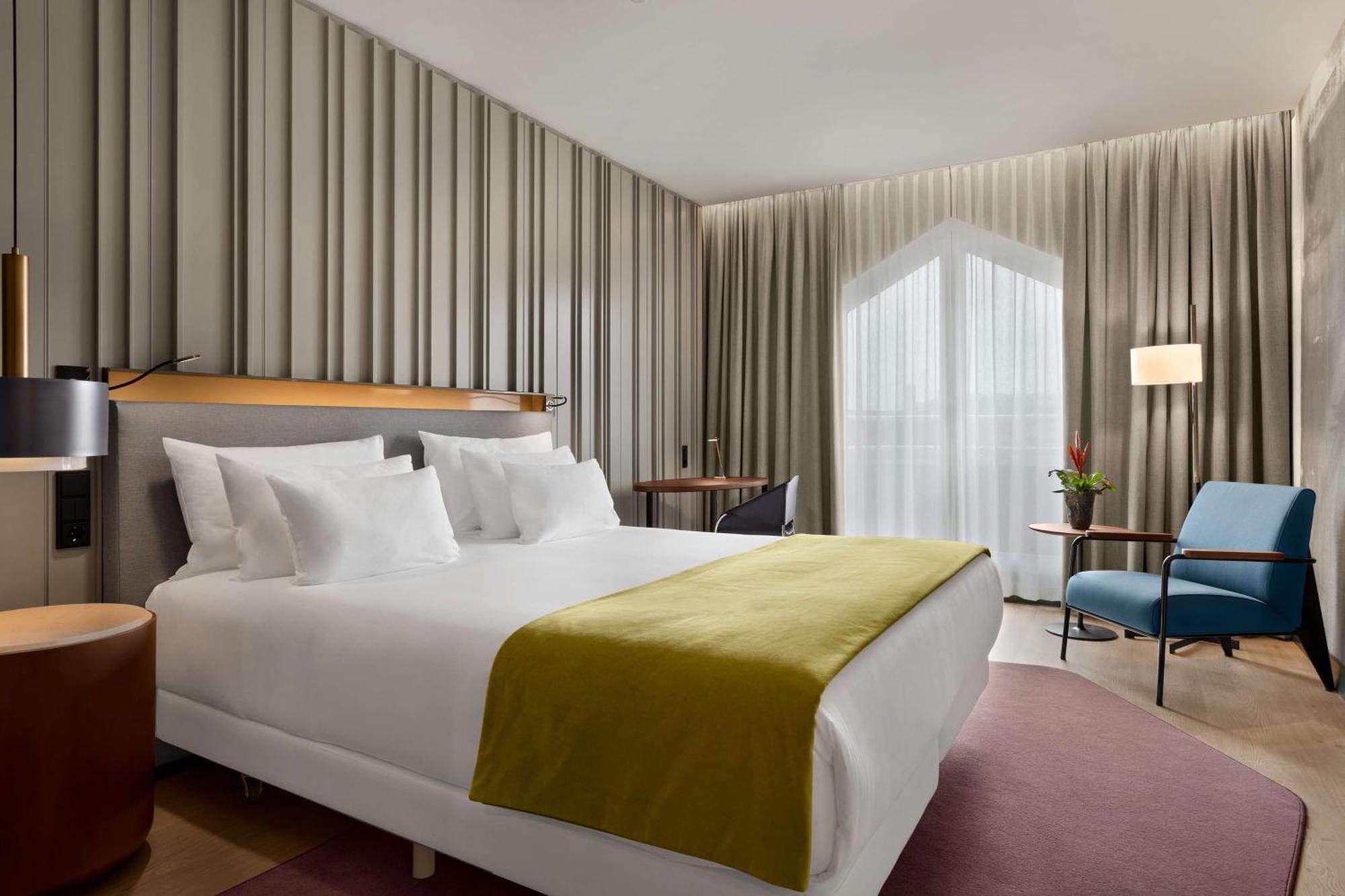 เอ็นเอช คอลเลคชัน ตลาดดอกไม้ อัมสเตอร์ดัม Hotel ภายนอก รูปภาพ