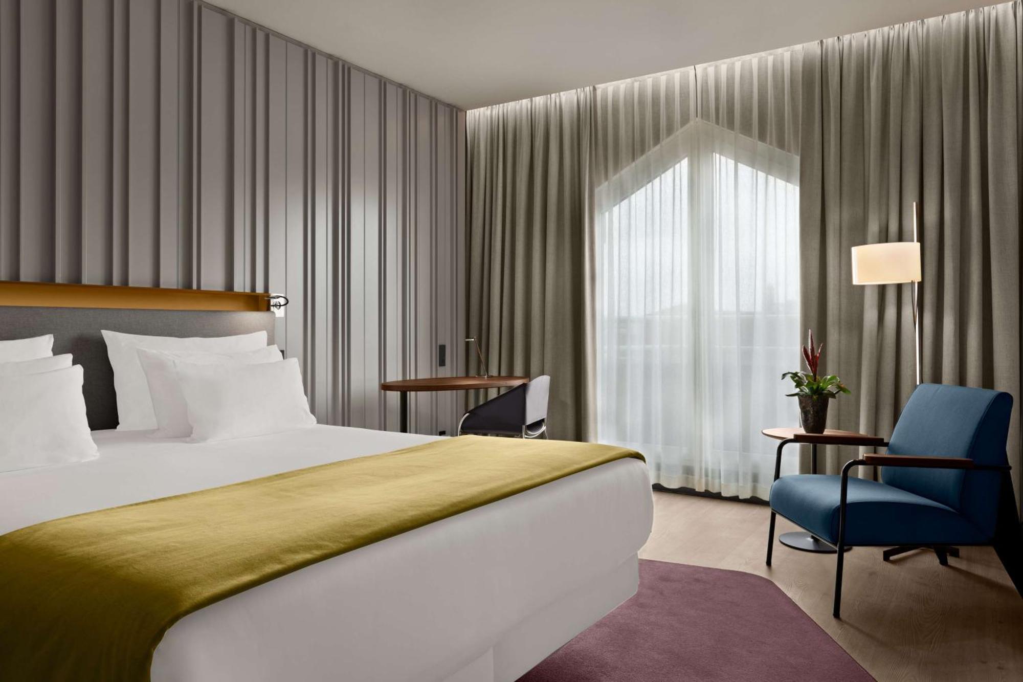 เอ็นเอช คอลเลคชัน ตลาดดอกไม้ อัมสเตอร์ดัม Hotel ภายนอก รูปภาพ