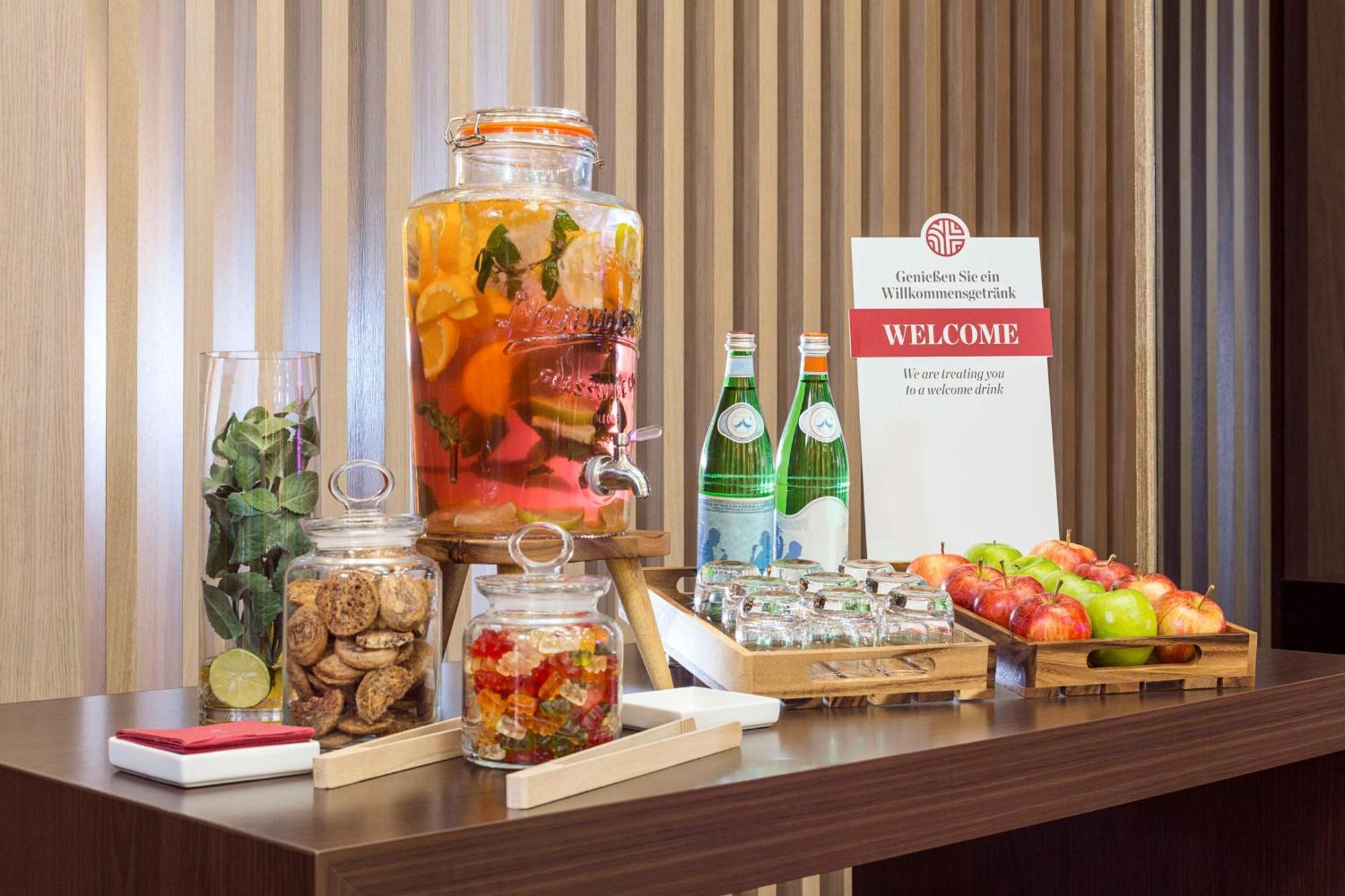 เอ็นเอช คอลเลคชัน ตลาดดอกไม้ อัมสเตอร์ดัม Hotel ภายนอก รูปภาพ